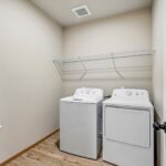 37-web-or-mls-14007 A St S C302-S1505-015